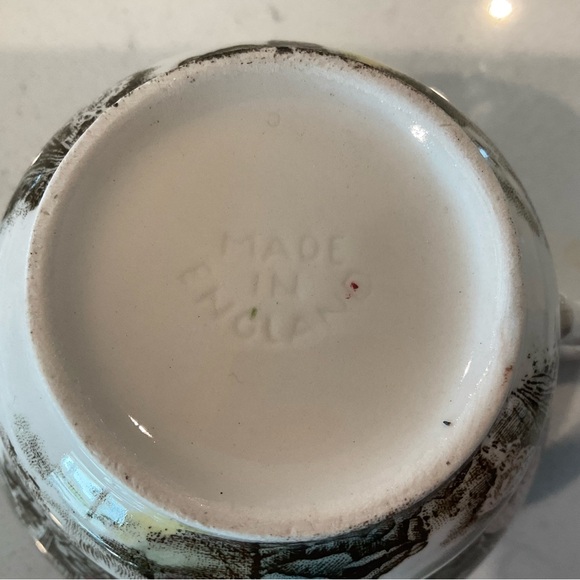 Vintage Johnson Bros Friendly Village Jumbo Oversized Cup/Saucer Good Condition - Picture 5 of 12